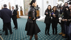 Tot ce nu s-a vazut la prima aparitie publica a Andreei Marin. "Zana" a lacrimat in timp ce fredona un cantec cu versuri triste