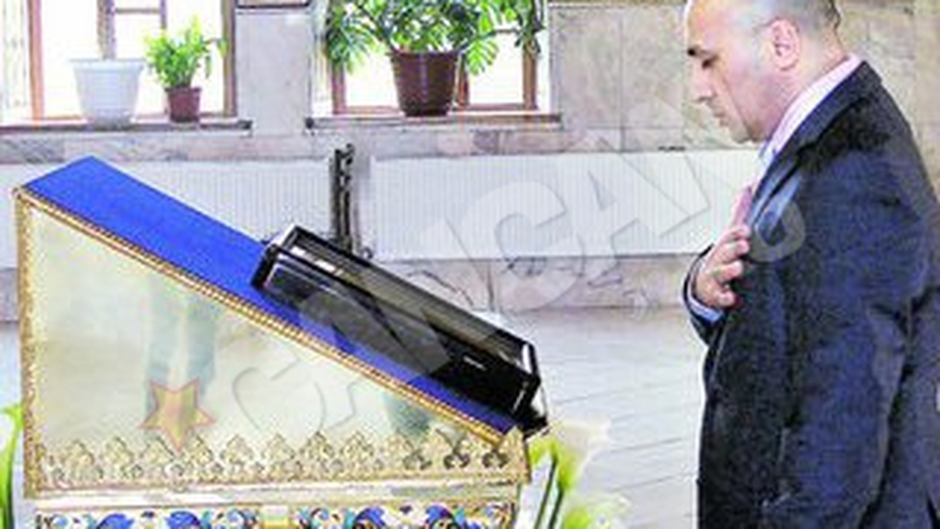 Marcel Pavel a petrecut Pastele peste Prut! S-a rugat la cinci biserici intr-o singura zi