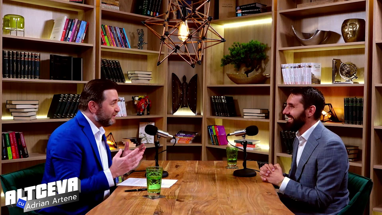 Principele Nicolae este invitatul în cadrul podcastului ”Altceva cu Adrian Artene” / (Sursa: Captură video)