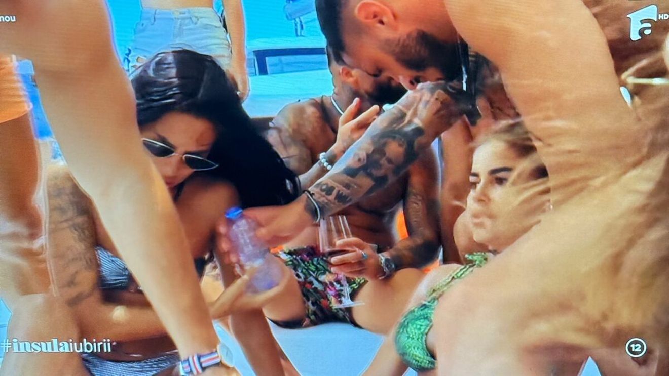 Imagini halucinante la Insula Iubirii! Concurenta a leșinat după ce și-a văzut iubitul cu o ispită: ”Ajută-mă, repede!”