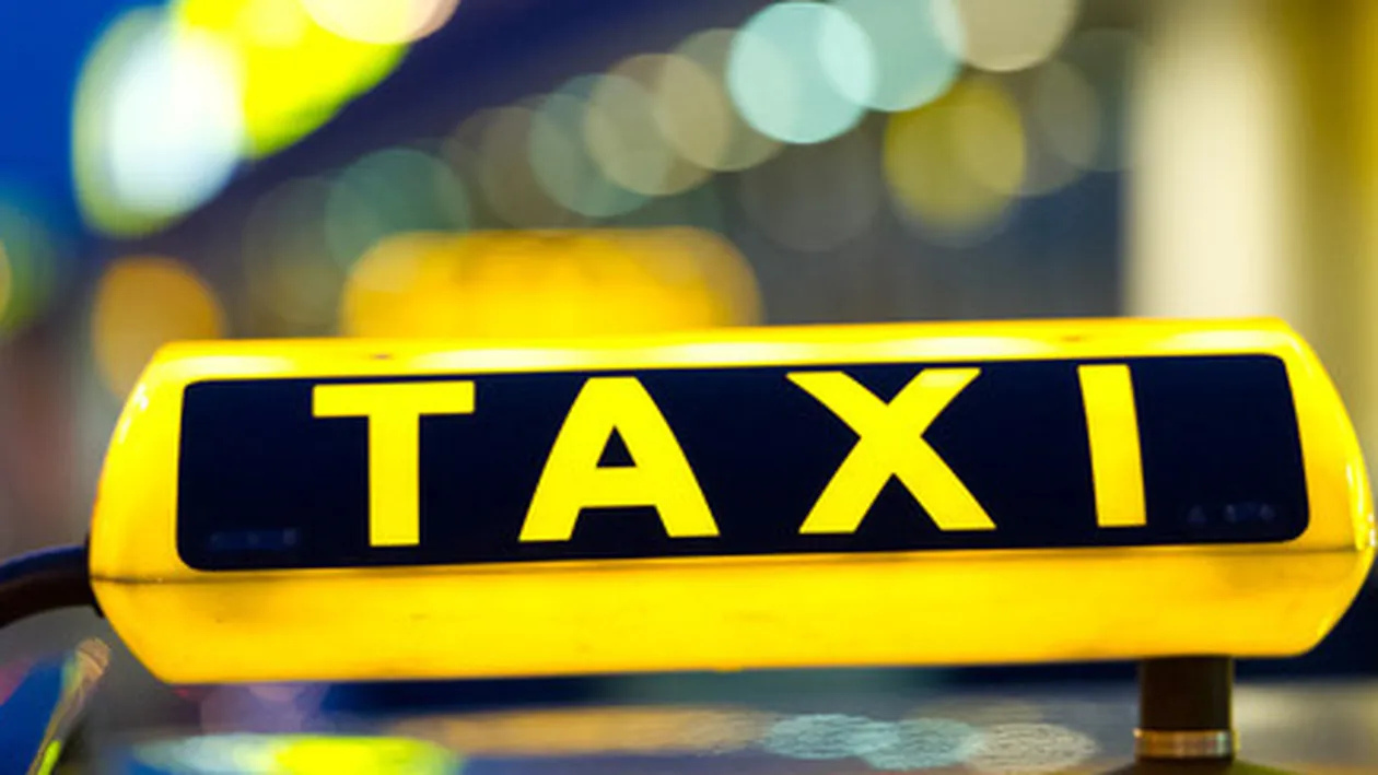 Scene amuzante astăzi la Aeroportul Otopeni. Ce număr de înmatriculare a putut să îşi aleagă acest taximetrist