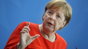 Angela Merkel, prima reacție după ce a fost surprinsă tremurând pentru a treia oară în ultimele zile. “Sunt...”