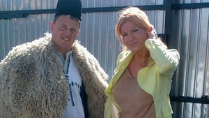 La triunghiul asta amoros nu te asteptai! Simona Sensual, "postita" de Ghita Ciobanul si de Lucian Becali: "Pune-i mana pe miel!"