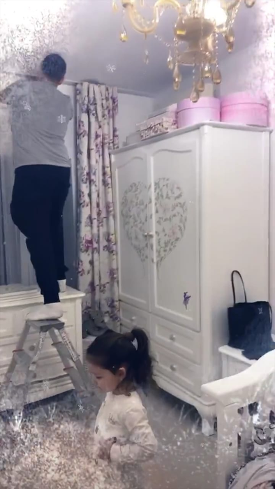 Bianca Drăgușanu l-a filmat pe Alex Bodi la scurt timp după ce acesta a agresat-o fizic în parc pe mama ei