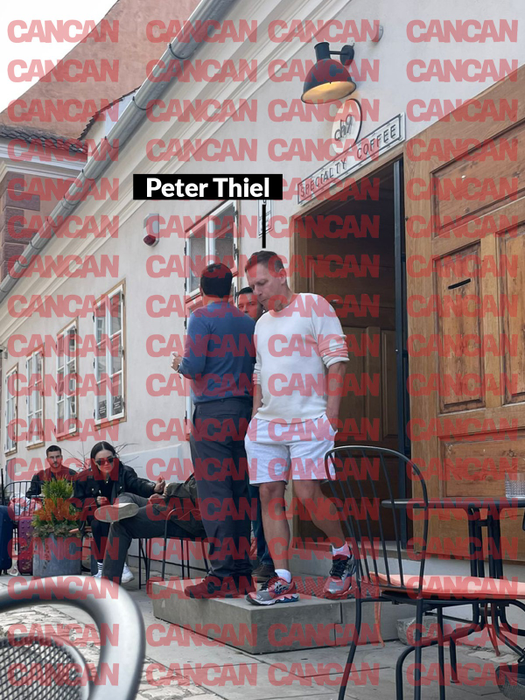 Peter Thiel, la o cafea în Brașov, îmbrăcat ca la tenis (Foto: CANCAN.RO)