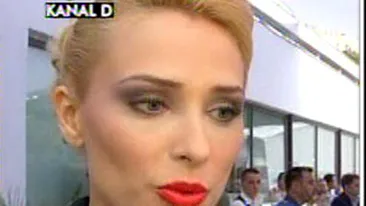 VIDEO Iulia Vantur rupe tacerea, dupa despartirea lui Smiley de Laura Cosoi! Daca au decis asta, probabil ca e cea mai buna solutie pentru ei