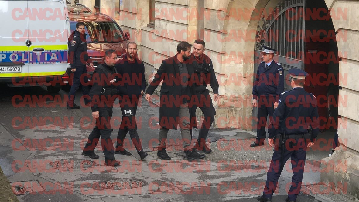 Andrew și Tristan Tate intră în sediul Curții de Apel București. Sursă: CANCAN