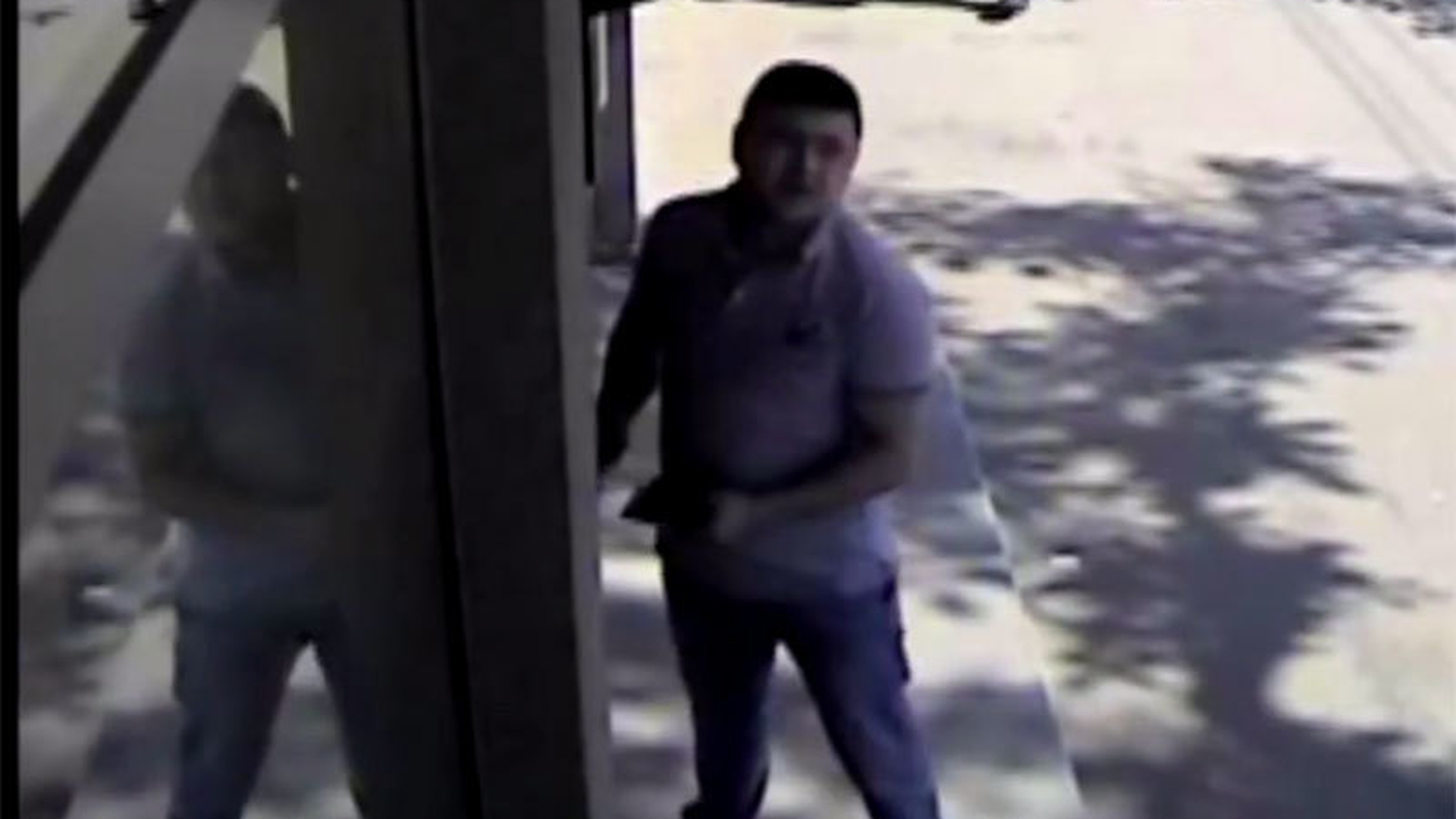 A adus înapoi cei 2.500 de lei furaţi după ce şi-a văzut poza în presă! Caz incredibil la Sibiu
