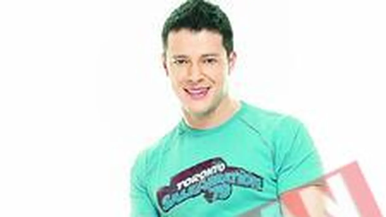 Anda Adam si iubitul ei iau lectii de dans de la dansatorul lui Justin Timberlake