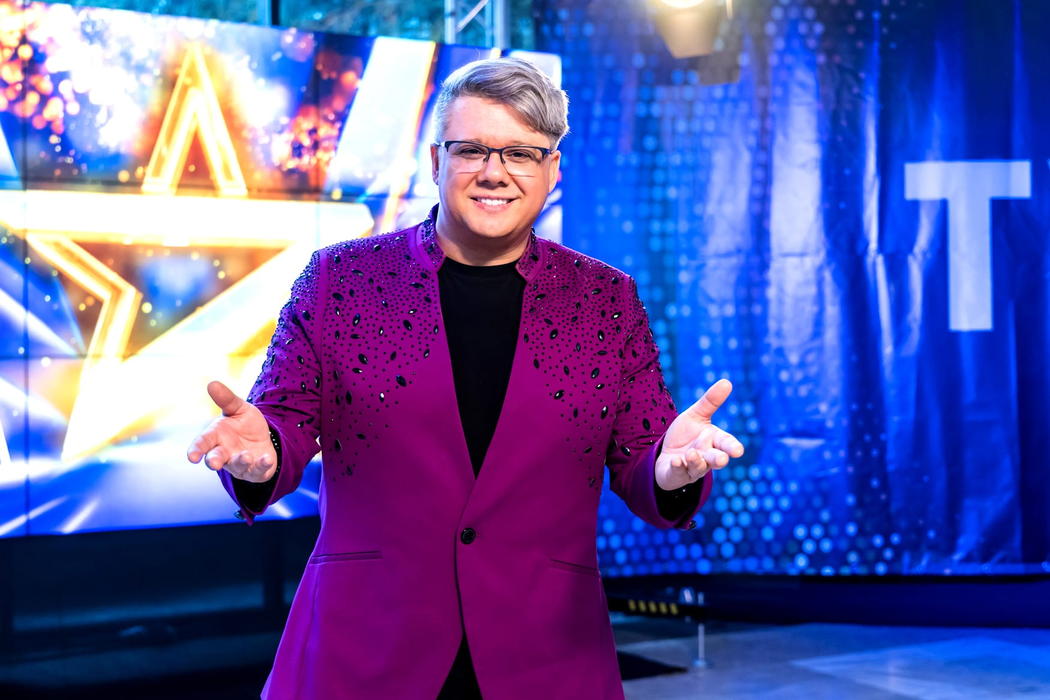 Ce poți vedea la TVR de Revelion 2026? Duete de legendă cu Irina Loghin, Stela Enache, Paula Seling și Paul ‘Fuego’ Surugiu