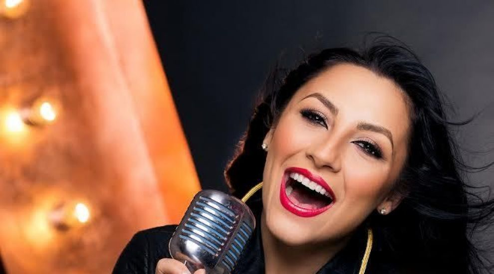 Şi-a schimbat look-ul odată cu trecerea în noul an! Ce mesaj a transmis Andra