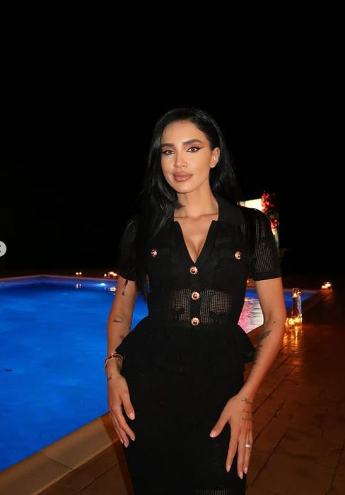 Comeback cu pretenții! Adelina Pestrițu joacă pe reguli clare