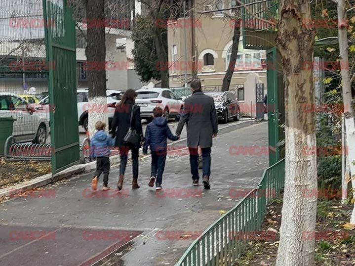 Cătălin Drulă împreună cu partenera lui de viață și copiii