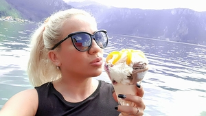 Cine e vedeta care o înlocuieşte pe Rocsana Marcu la emisiune! Asta da surpriză!