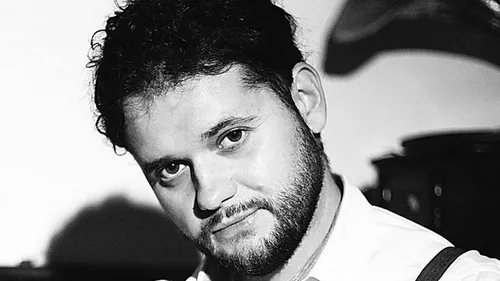 Tataee de la BUG Mafia i-a schimbat viata! Trebuia sa se faca economist, dar a ajuns.. Vezi povestea fabuloasa a unui artist