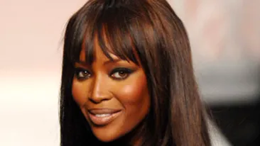 Naomi Campbell a ajuns in ultimul hal! De la o frumusete rapitoare la o chelioasa dizgratioasa