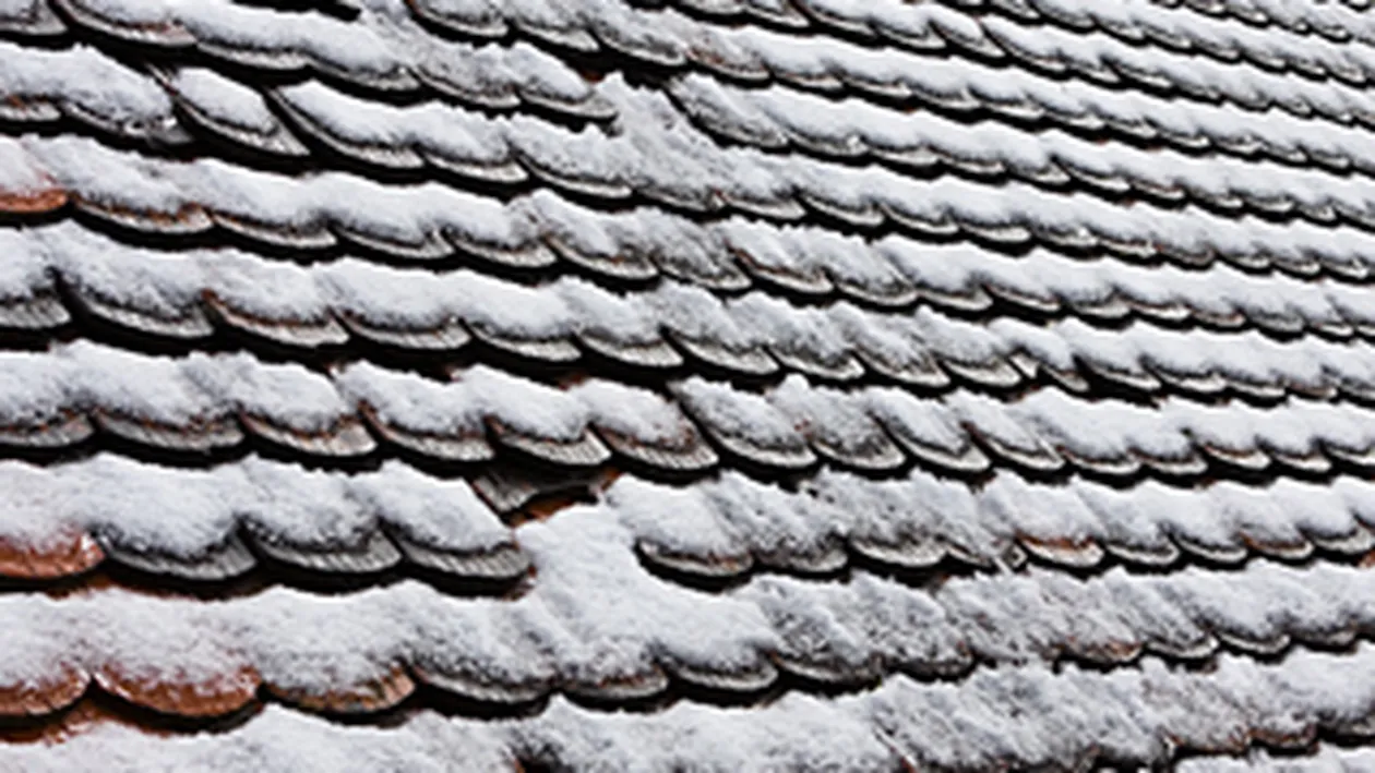 Un muncitor a cazut de pe acoperisul unui liceu din Odorheiu Secuiesc! ITM a deschis o ancheta!