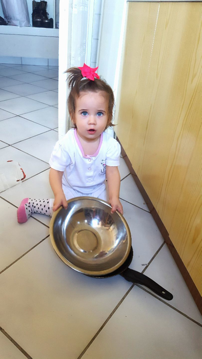 Izabela, fiica Sânzianei Buruiană