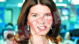 Monica Iacob Ridzi se viseaza la mansa avionului