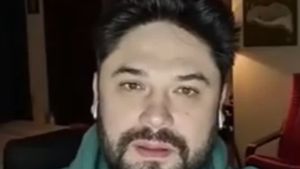 Vali Ene îl pune la zid pe Dorian Popa, din cauza strategiei sale de promovare: ”Un copil de 15 ani n-ar trebui să viseze la Lamborghini”