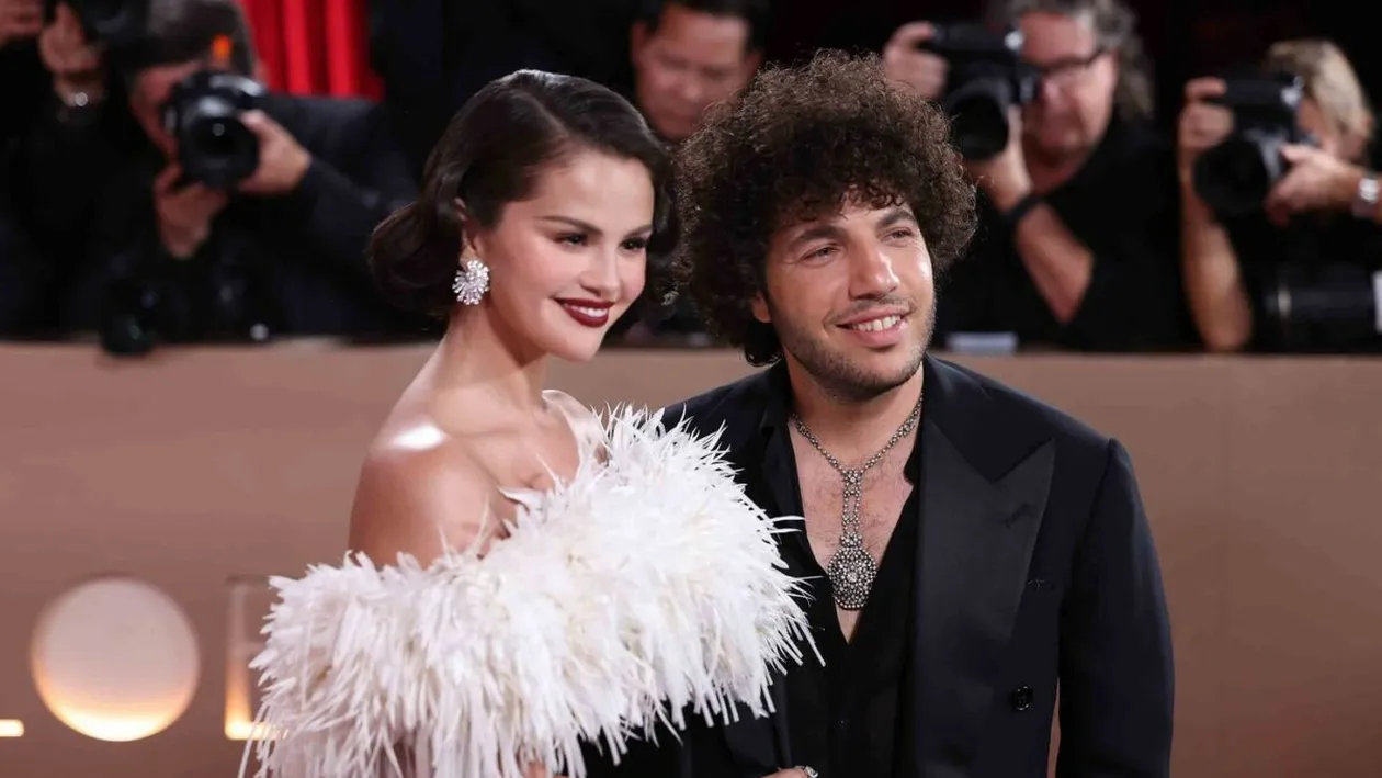 Selena Gomez, mesaj pentru soțul ei după ce acesta a apărut cu tălpile murdare la primul lui podcast. Ce i-a transmis cântăreața