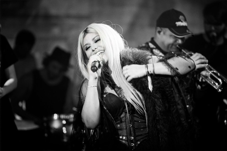 Loredana Groza, transformată total! Fanii sunt îngroziți, iar Mihaela Rădulescu o felicită