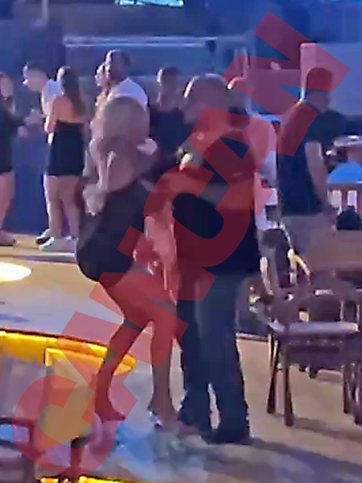 Dansul Valentinei este show interzis minorilor
