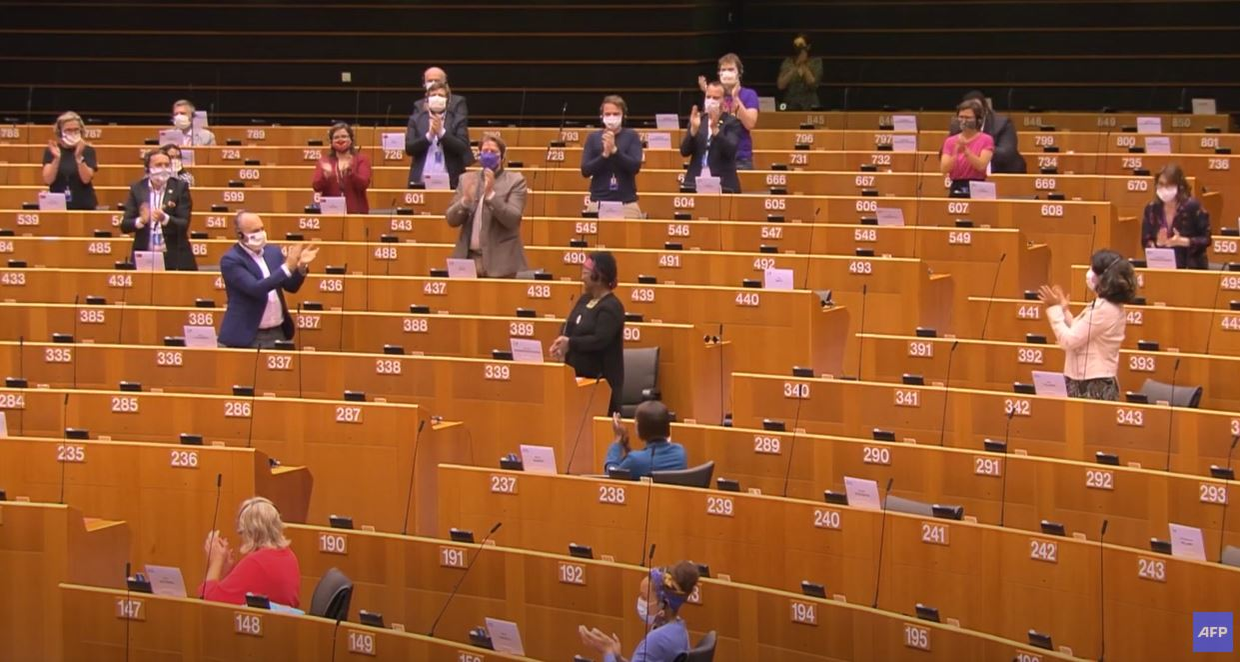 O eurodeputată de culoare a fost agresată de polițiștii din Bruxelles! Pierrette Herzberger-Fofana a povestit totul în Parlamentul European: “A fost o experiență traumatizantă”