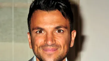 Peter Andre are o relatie cu o studenta la medicina! Emily are 22 de ani si este fiica de chirurg!