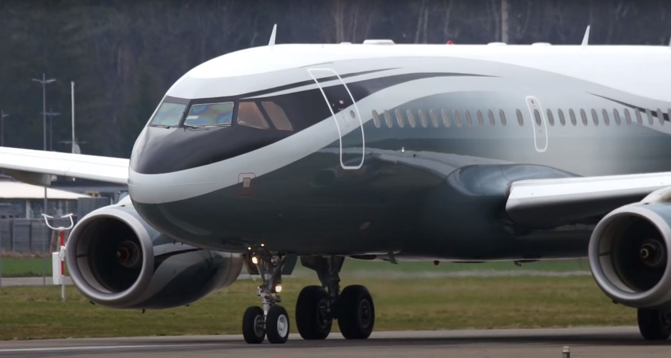 Avionul privat al lui Dmitri Rybolovlev