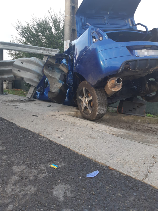 Trei accidente grave în această dimineață! Un tânăr de 28 de ani a ajuns în comă, la spital. FOTO