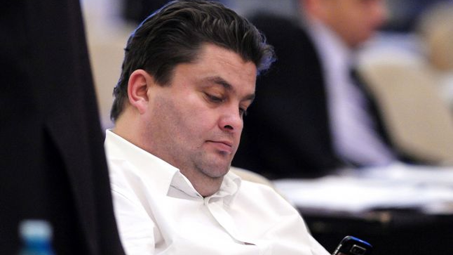 ”Baronul puilor” a demisionat din Parlament. DNA ceruse în trecut Camerei Deputaţilor să încuvinţeze arestarea lui Florin Popescu