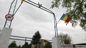 Adolescent ranit in explozie de grenada in timp ce pastea oile intr-o unitate militara din Constanta