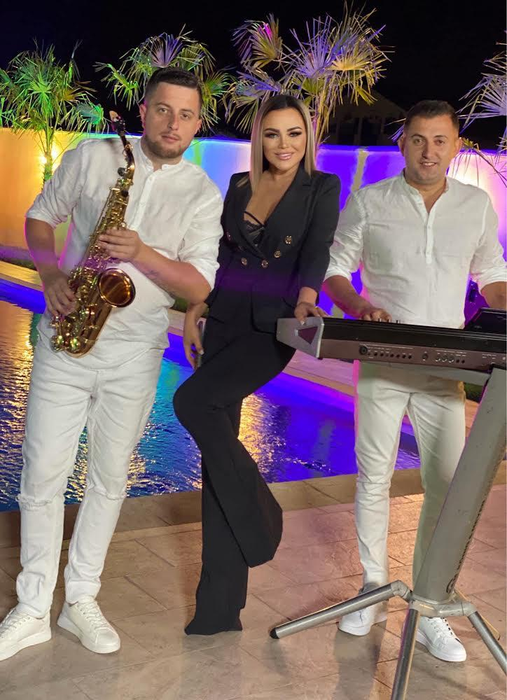 Nelu Popa este saxofonistul preferat al lui Carmen de la Sălciua
