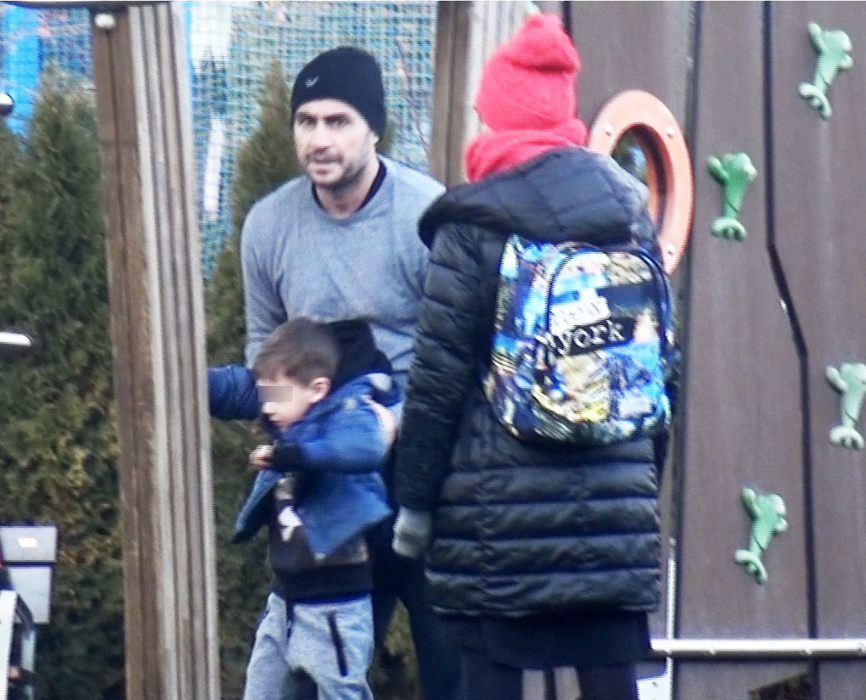 Familia Pescariu a ieşit la relaxare, într-un loc de agrement