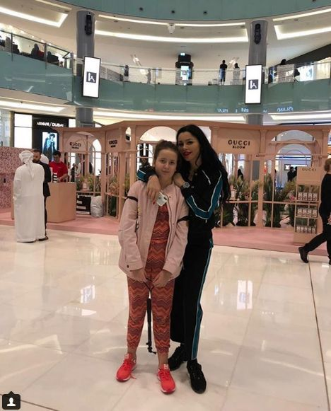 Câţi bani a cheltuit Ilie Năstase să o distreze pe Brigitte de Revelion! Cei doi au petrecut cumpăna dintre ani în Abu Dhabi, alături de Anamaria Prodan şi Reghe