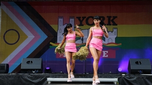 Le mai ții minte pe Cheeky Girls?! Ce au ajuns să facă acum, la 43 de ani