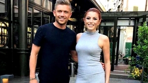 Secretul trist din familia Elenei Gheorghe! Fratele artistei a divorţat în secret!