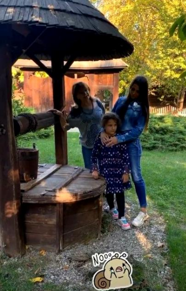 Imaginea de milioane! Maria Băsescu, alături de cei patru nepoți ai ei