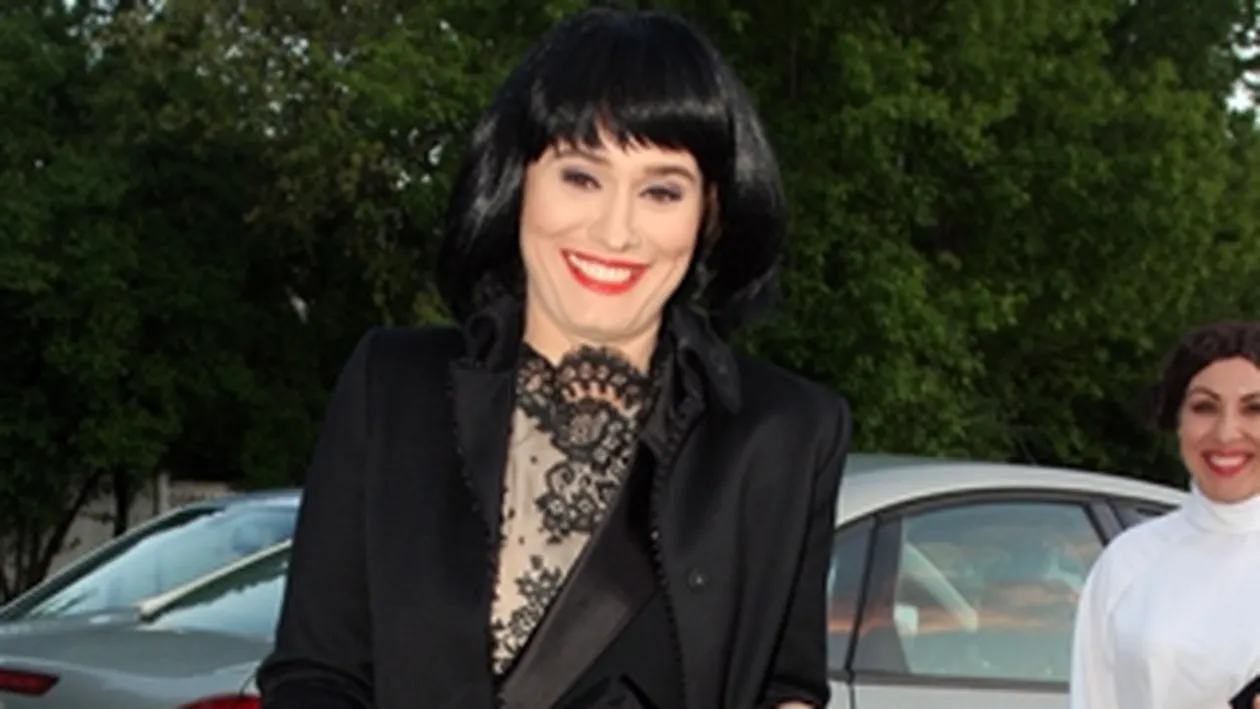 Uite cum s-au imbracat vedetele la petrecerea de 7 ani The One! Cine ti-a placut?