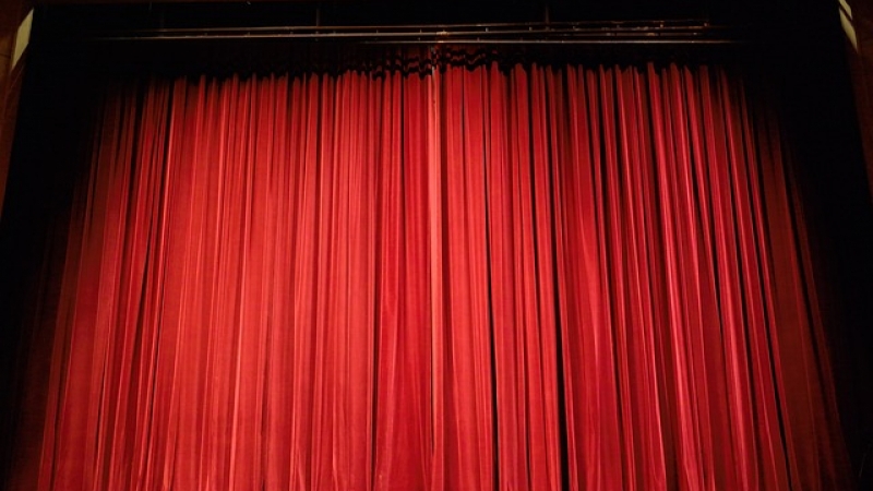 Cea mai cumplită experiență pentru un actor de la Teatrul Național! I-a murit mama, dar a intrat pe scenă: ”Cum poți să faci așa ceva?”