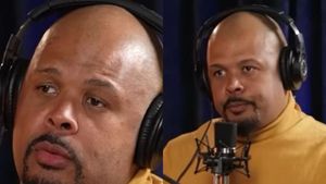 Mama lui Cabral, aproape de o tragedie. Vedeta Pro a înlemnit când a văzut ce a pățit femeia în timp ce se afla la emisiunea pe care o prezenta la Acasă Tv