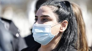 Fiica lui Gabi Luncă, declarații dureroase după înmormântare! „Cer Domnului să mi-o trimită în vis”