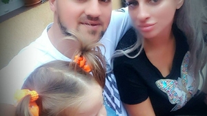 Sânziana Buruiană, replică pentru cei care au criticat-o că încă își alăptează fetița: "Față de alte mămici..."