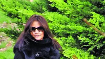 Adelina si Cristi Chivu fac botezul in Romania!