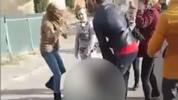 Elevă desfigurată de colegi după groaznicul accident de la Suceava
