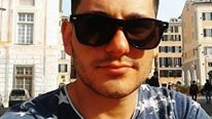 Crăciunel din Vaslui s-a luat la „bătaie” cu bancomatul! Cum a reușit un tânăr să se trezească cu dosar penal, după ce s-a enervat pe un aparat de schimb valutar