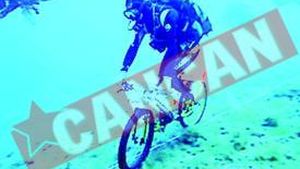 Plimbare pe fundul marii cu bicicleta