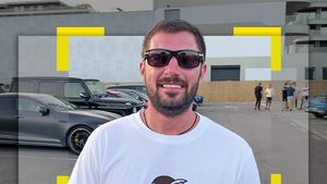 Cătălin Cazacu a făcut dezvăluirea: sedus cu o ciorbă de perișoare și băgat în pat! ”Foarte bună!”