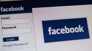 O profesoara si-a batjocorit o eleva pe Facebook